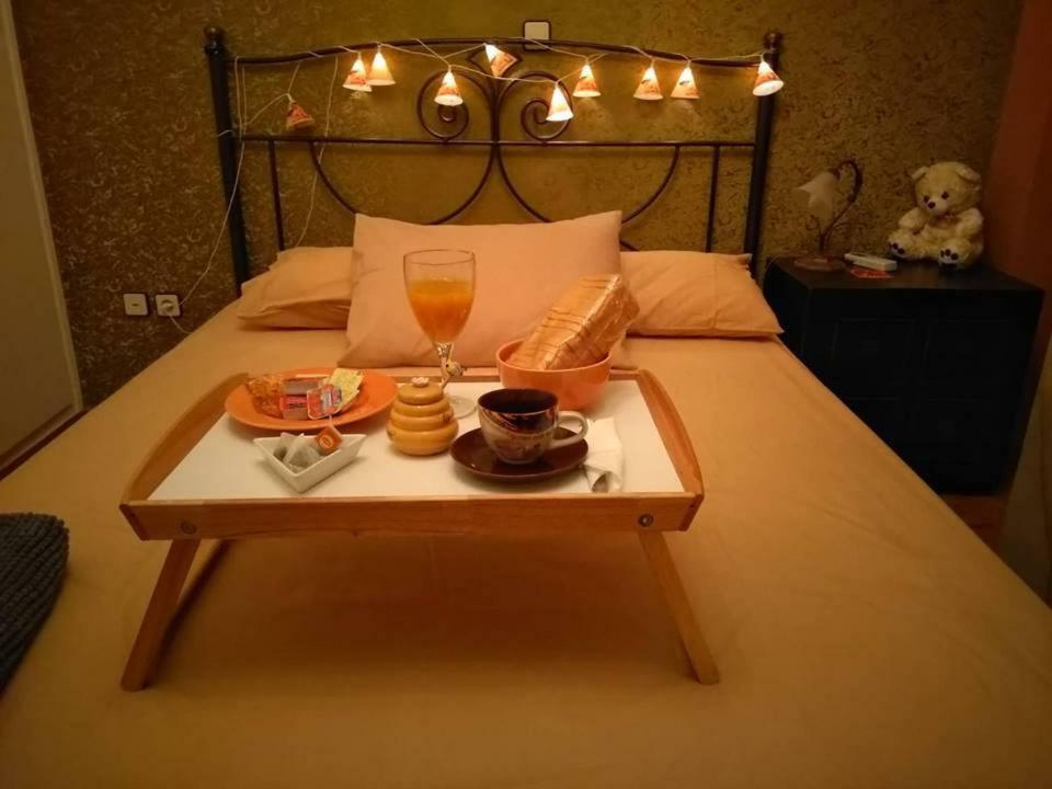 Annadel Flat Apartment Athena Bagian luar foto